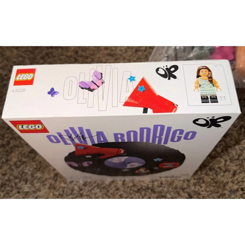 Lego create display